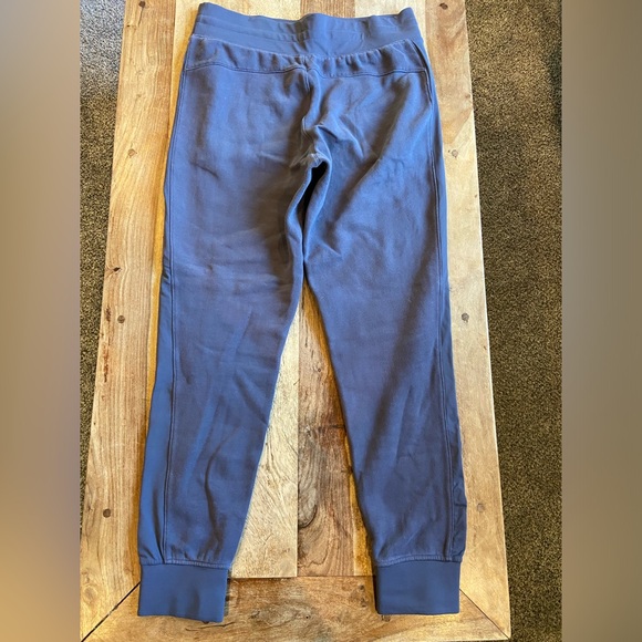 Lululemon joggers size 8 gray - Picture 2 of 5